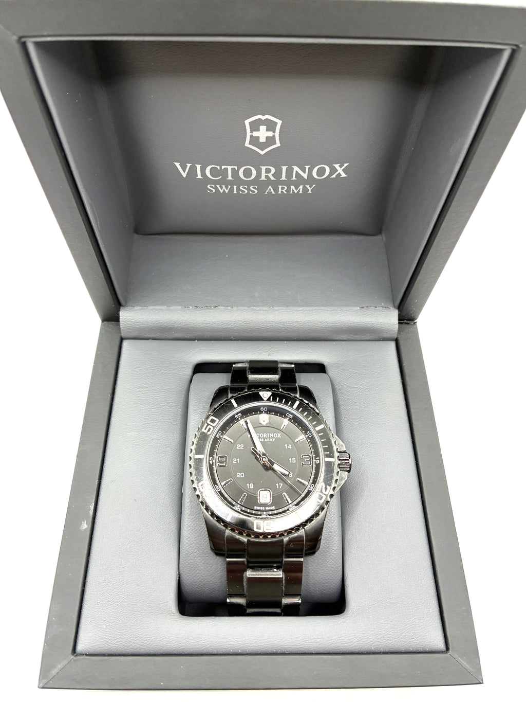 Victorinox Maverick Black Edition