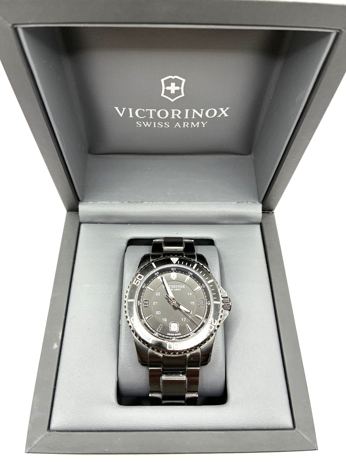 Victorinox Maverick Black Edition